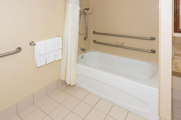 Hilton Garden Inn Buffalo Airport image 27